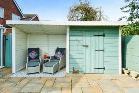 4 bedroom Detached house for sale in Wensleydale Close, Barwell, LE9