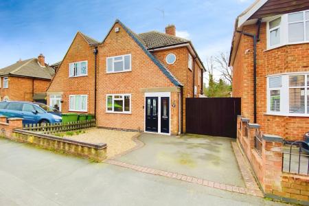 Westover Road, Braunstone Town, LE3