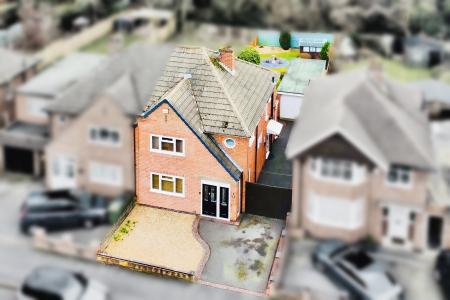 3 bedroom Semi-detached house for sale in Westover Road, Braunstone Town, LE3