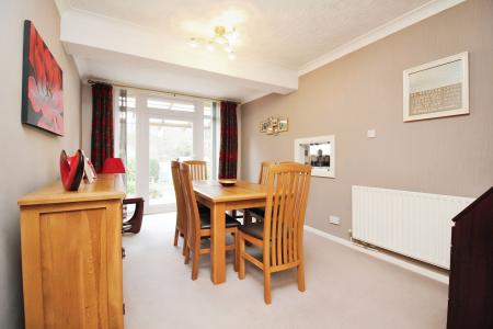 3 bedroom Semi-detached house for sale in Westover Road, Braunstone Town, LE3