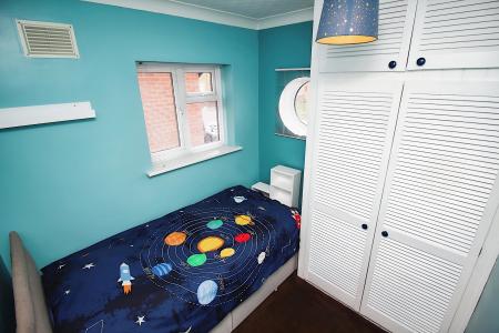 3 bedroom Semi-detached house for sale in Westover Road, Braunstone Town, LE3