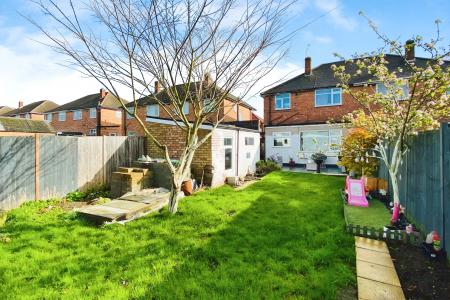 3 bedroom Semi-detached house for sale in Wilnicott Road, Braunstone Town, LE3