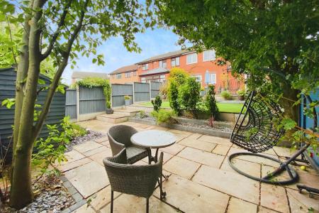 3 bedroom Semi-detached house for sale in Woodhouse Road, Narborough, LE19