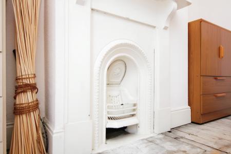 2 bedroom Terraced House for sale in Woodville Road, Leicester, LE3