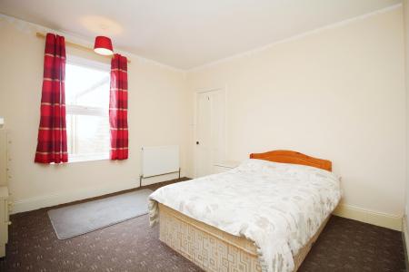 2 bedroom Terraced House for sale in Woodville Road, Leicester, LE3
