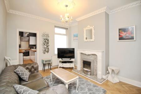 2 bedroom Terraced House for sale in Woodville Road, Leicester, LE3