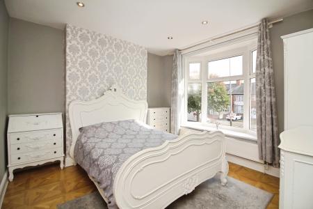 2 bedroom Terraced House for sale in Woodville Road, Leicester, LE3