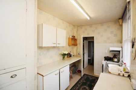 2 bedroom Terraced House for sale in Woodville Road, Leicester, LE3