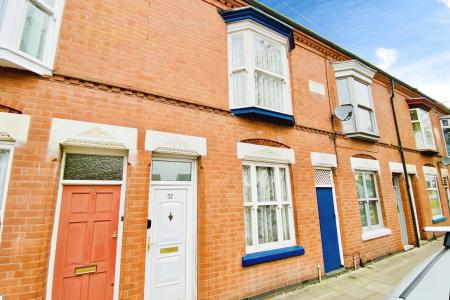2 bedroom Terraced House for sale in Woodville Road, Leicester, LE3