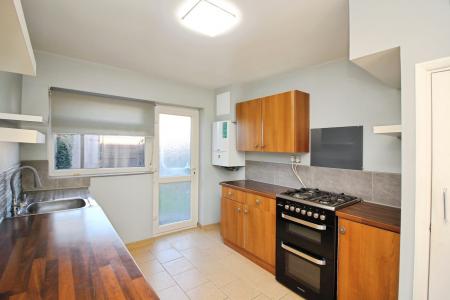 3 bedroom End of terrace house for sale in Ashlyns Rise, Leicester, LE3