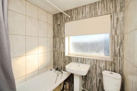 3 bedroom End of terrace house for sale in Ashlyns Rise, Leicester, LE3