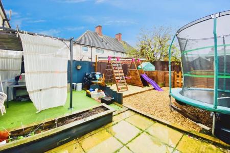 3 bedroom Semi-detached house for sale in Winstanley Drive, Braunstone, LE3