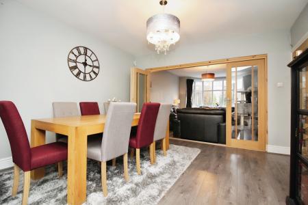 4 bedroom Detached house for sale in 4 Hilders Road, Western Park, LE3