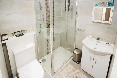 4 bedroom Detached house for sale in 4 Hilders Road, Western Park, LE3