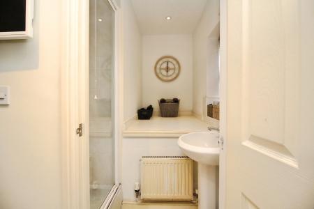 3 bedroom Semi-detached house for sale in Goodheart Way, Thorpe Astley, LE3