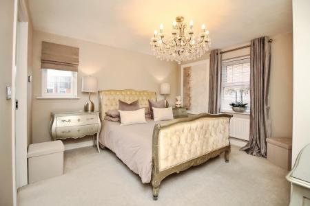 4 bedroom Detached house for sale in Forest House Lane, Leicester Forest East, LE3