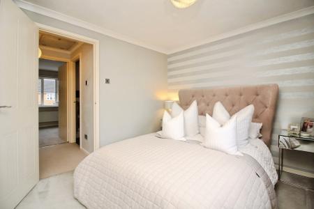 2 bedroom Town house for sale in Durban Road, Thurcaston Park, Leicester, LE4