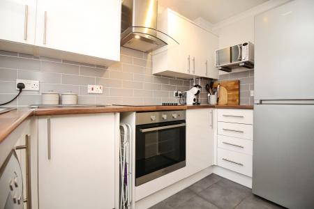 2 bedroom Town house for sale in Durban Road, Thurcaston Park, Leicester, LE4