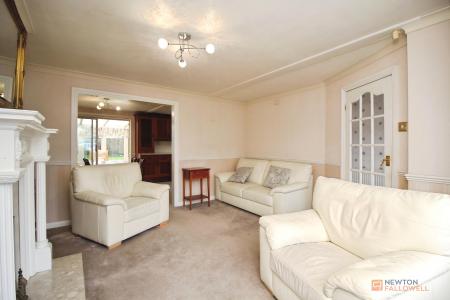 3 bedroom Semi-detached house for sale in Regents Walk, Leicester Forest East, LE3