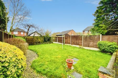 3 bedroom Semi-detached house for sale in Regents Walk, Leicester Forest East, LE3