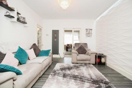 3 bedroom Semi-detached house for sale in Narborough Road South, Braunstone Town, LE3