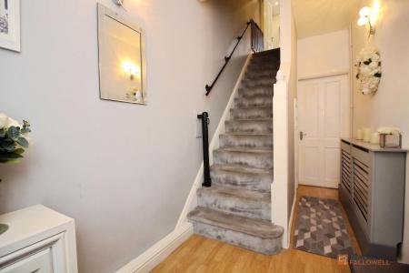 3 bedroom Semi-detached house for sale in Heays Close, New Parks, Leicester, LE3