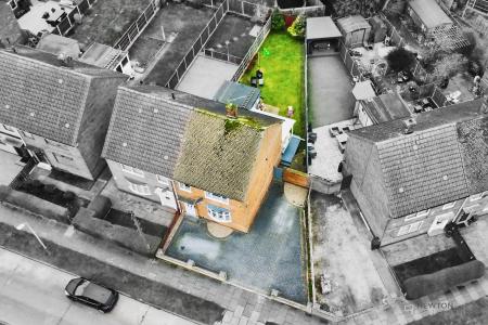 3 bedroom Semi-detached house for sale in Heays Close, New Parks, Leicester, LE3