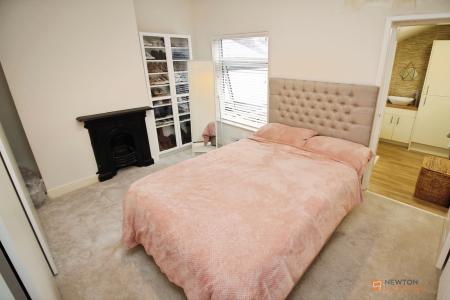 3 bedroom Terraced House for sale in Hinckley Road, Earl Shilton, LE9