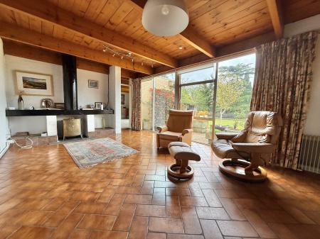 4 bedroom Detached bungalow for sale in Barlings Lane, Langworth, LN3