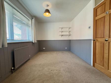 2 bedroom Terraced House for sale in Blenheim Road, Lincoln, LN1