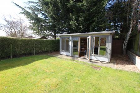 3 bedroom Detached house for sale in Boultham Park Road, Lincoln, LN6