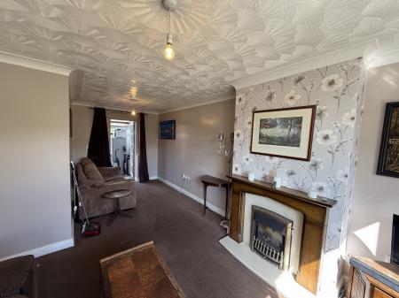 2 bedroom Semi-detached house for sale in Burwell Close, Lincoln, LN2