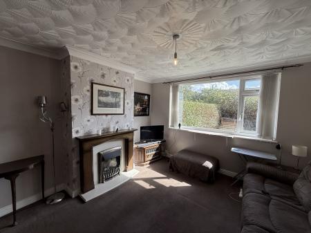 2 bedroom Semi-detached house for sale in Burwell Close, Lincoln, LN2