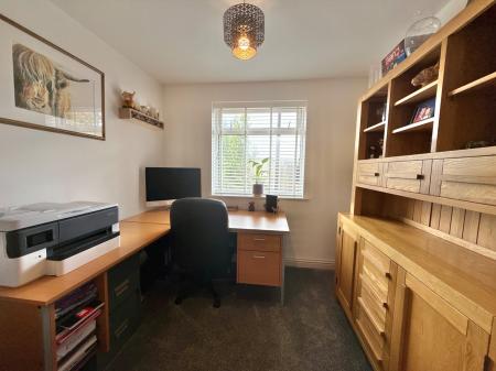 4 bedroom Detached bungalow for sale in Caroline Road, Metheringham, LN4