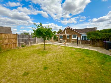 4 bedroom Detached bungalow for sale in Caroline Road, Metheringham, LN4