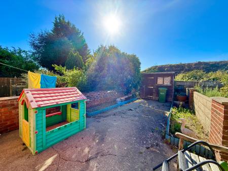 3 bedroom Terraced House for sale in Coulson Road, Lincoln, LN6