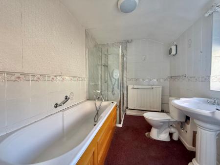 3 bedroom Terraced House for sale in Coulson Road, Lincoln, LN6