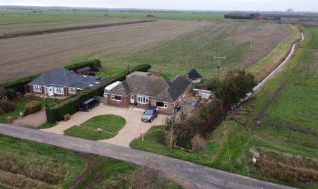 3 bedroom Bungalow for sale in Dunston Fen Lane, Metheringham, LN4