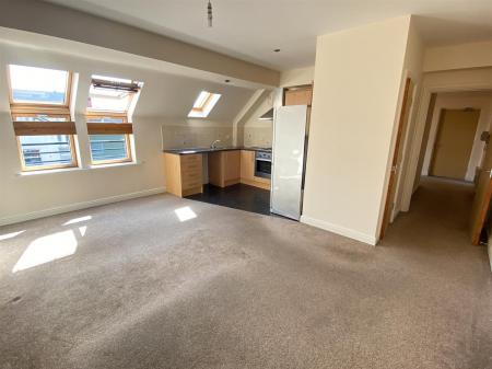 2 bedroom Flat for sale in Friars Mews, Wesleyan Court, Lincoln, LN2
