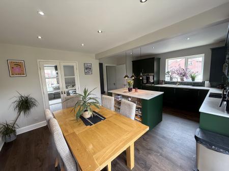 4 bedroom Detached house for sale in Hale Close, Lincoln, LN2