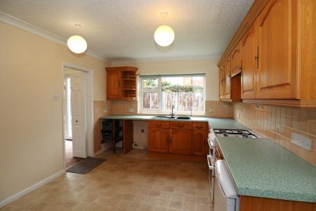 3 bedroom Detached house for sale in Heath Close, Welton, LN2