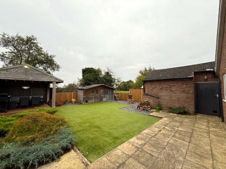 4 bedroom Detached house for sale in Holmes Lane, Dunholme, LN2