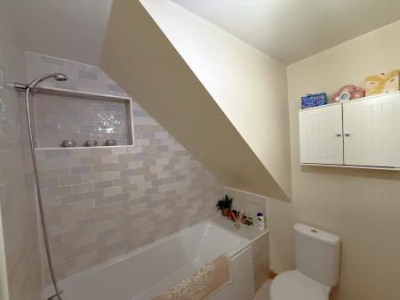 4 bedroom Detached house for sale in Holmes Lane, Dunholme, LN2