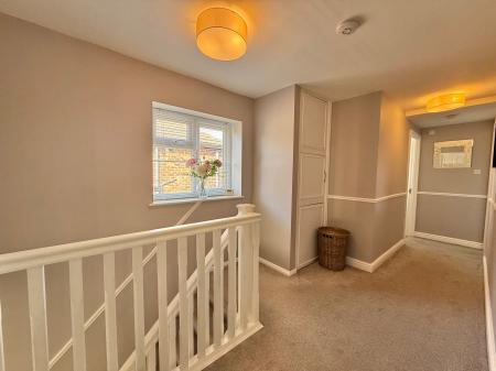 4 bedroom Detached house for sale in Hunt Lea Avenue, Lincoln, LN6