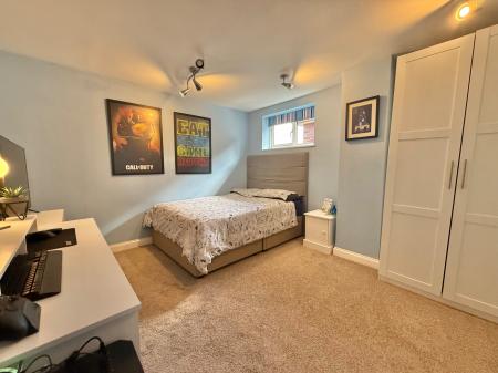 4 bedroom Detached house for sale in Hunt Lea Avenue, Lincoln, LN6