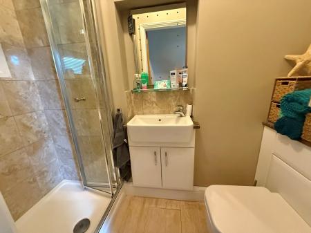 4 bedroom Detached house for sale in Hykeham Road, Lincoln, LN6