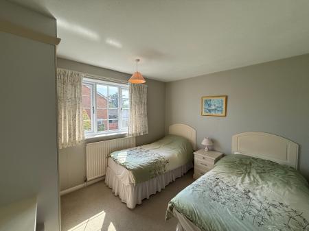 4 bedroom Detached house for sale in Lincoln Lane, Thorpe-on-the-Hill, LN6