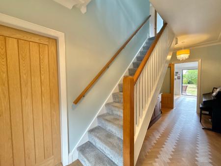 4 bedroom Semi-detached house for sale in Lincoln Road, Branston, LN4