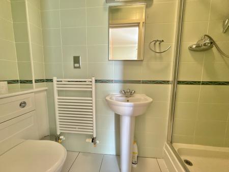 2 bedroom Apartment for sale in Marine Approach, Burton Waters, Lincoln, LN1