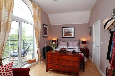 4 bedroom Town house for sale in Marine Walk, Burton Waters, Lincoln, LN1